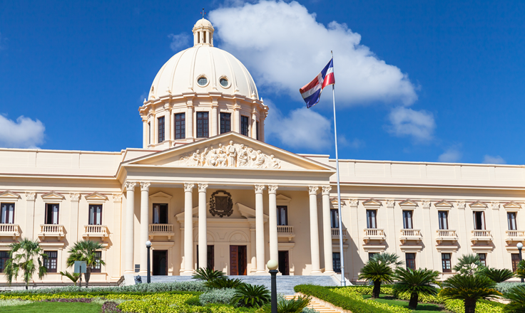 Dominican Republic Requires Exclusive Electronic Invoicing for Large and Medium Taxpayers