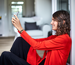 Digital Sales and Care – a CSR in the Customer's Pocket