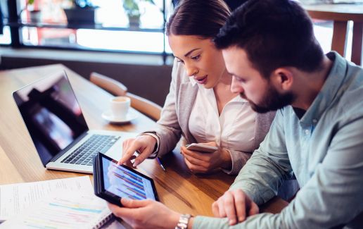 Going Digital - How technology is transforming the customer and advisor experience